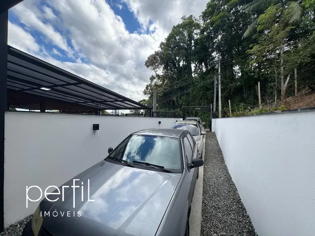 Imagem 5: Imperdível Casa à Venda em Joinville-SC, 3 Quartos, 1 Suíte, 2 Salas, 3 Banheiros, 2