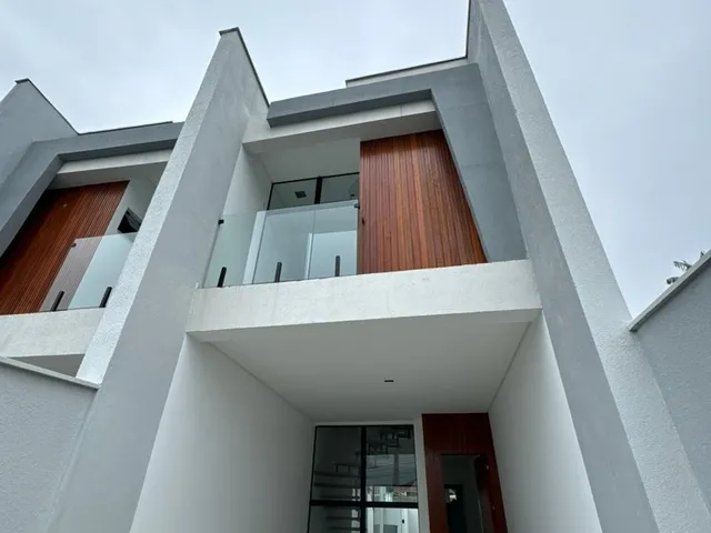 Imagem: Casa à venda em Joinville-SC, Bairro Bom