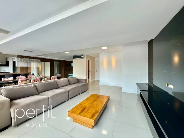 Imagem: Apartamento a venda com tres suites no bairro