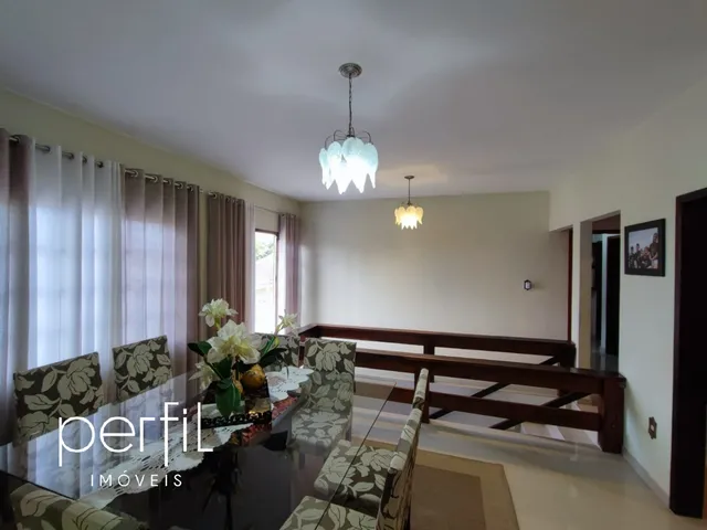 Imagem 3: Casa Residencial e comercial à venda em Joinville-SC, bairro Guanabara: 3 quartos, 1