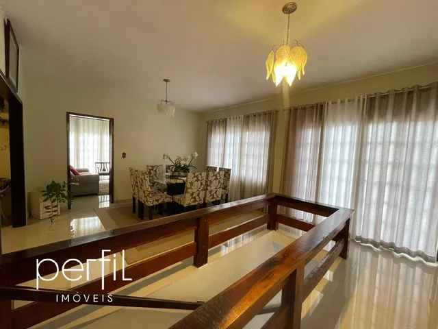 Imagem 9: Casa Residencial e comercial à venda em Joinville-SC, bairro Guanabara: 3 quartos, 1