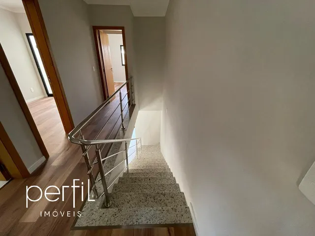 Imagem 13: Casa à venda em Joinville-SC, Costa E Silva: 3 quartos, 1 suíte, 1 sala, garagem e