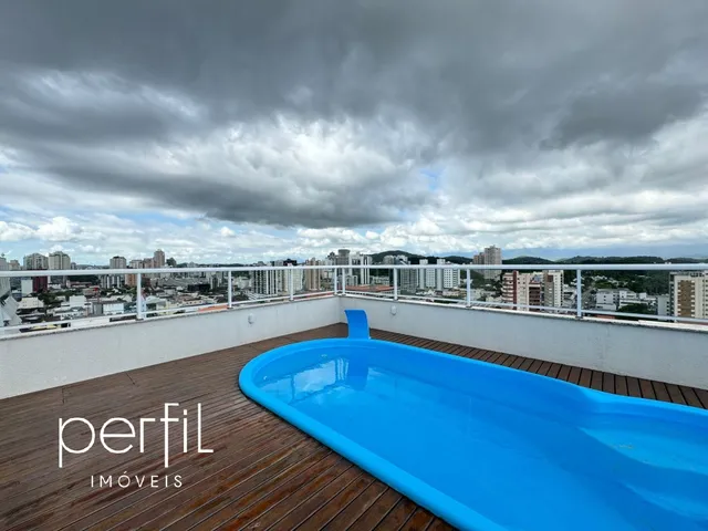 Imagem: Cobertura duplex a venda com três suítes