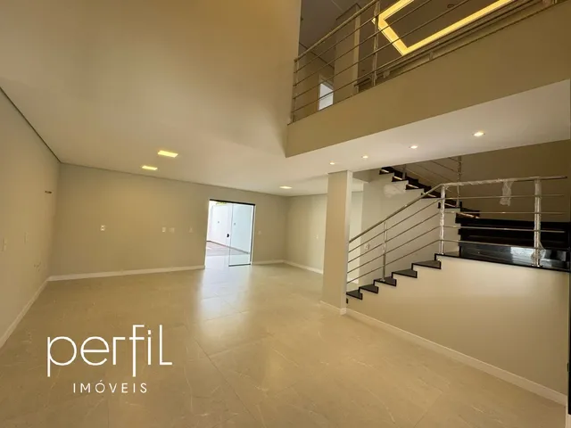 Imagem 5: Imperdível! Casa à venda em Joinville-SC, Bairro América: 3 suítes, 2 salas, 5