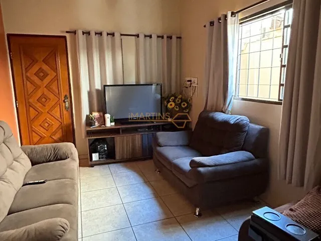 Imagem 11: Casa à venda no bairro Jardim Milenium - Araguari/MG
