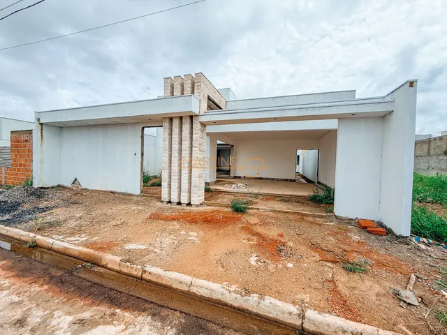 Imagem: Casa à venda no bairro GranVille - Araguari/MG