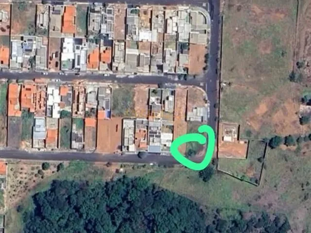 Imagem: Terreno á Venda
