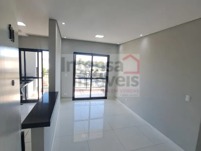 Imagem: O apartamento possui 2 Dormitórios, 1 Banheiro, 1 Vaga na