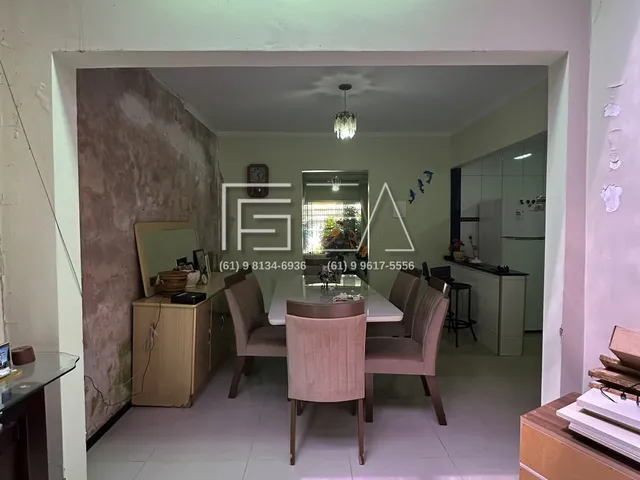 Imagem 5: Casa Ampla com 4 Quartos e Suíte – Conforto e Espaço para Sua Família!