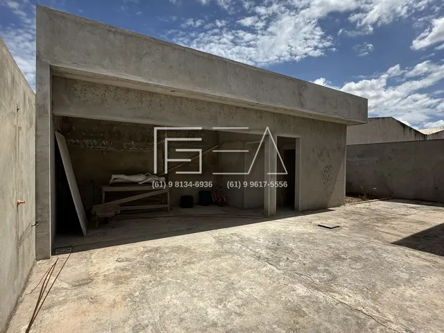 Imagem 10: CASA À VENDA COM 03 SUÍTES SENDO 01 MASTER