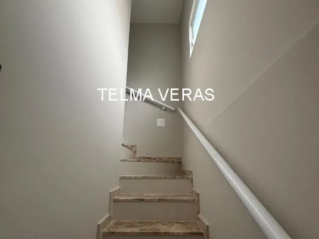Imagem 15: Imóvel de alto padrão: Casa em condomínio de luxo com 3 quartos e 1 suíte em