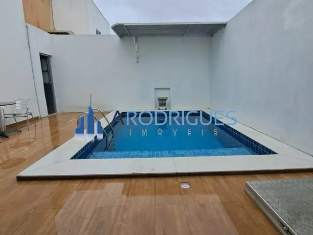 Imagem 9: Casa à Venda em Abrantes Condomínio Clube Oportunidade: 3 quartos, 1 suíte, 2 salas, 3
