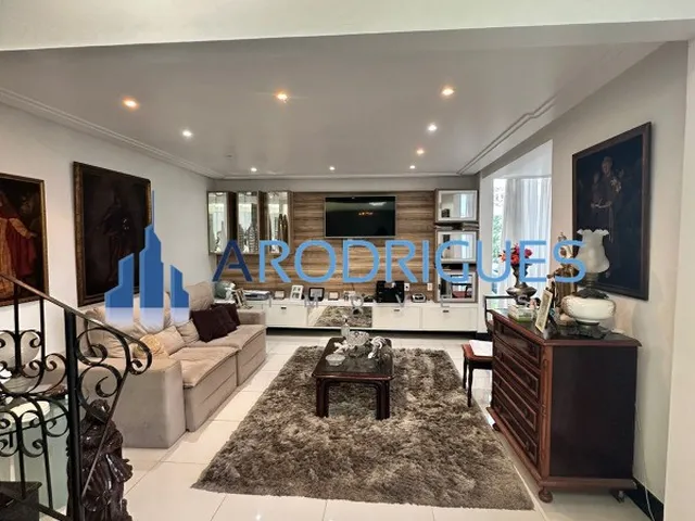 Imagem 13: Casa à Venda em Alphaville I com 5 Quartos e 4 Suítes - Fino Acabamento Alto Padrão