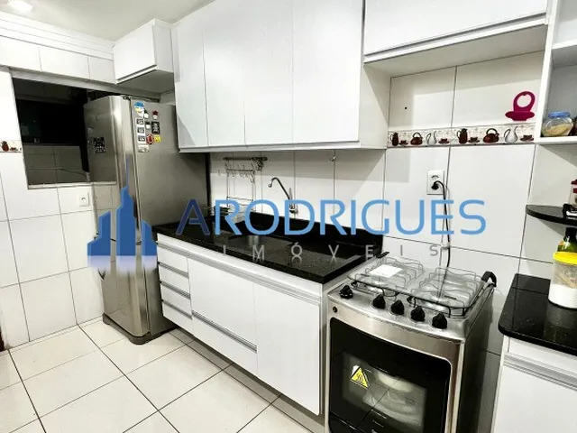 Imagem 6: Apartamento à Venda no Imbuí com 3 Quartos e 2 Vagas de Garagem - Oportunidade