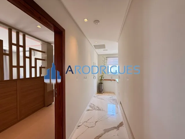 Imagem 13: Casa de Luxo em Alphaville Litoral Norte I - 4 Quartos, 2 Suítes, 2 Salas, 3 Banheiros