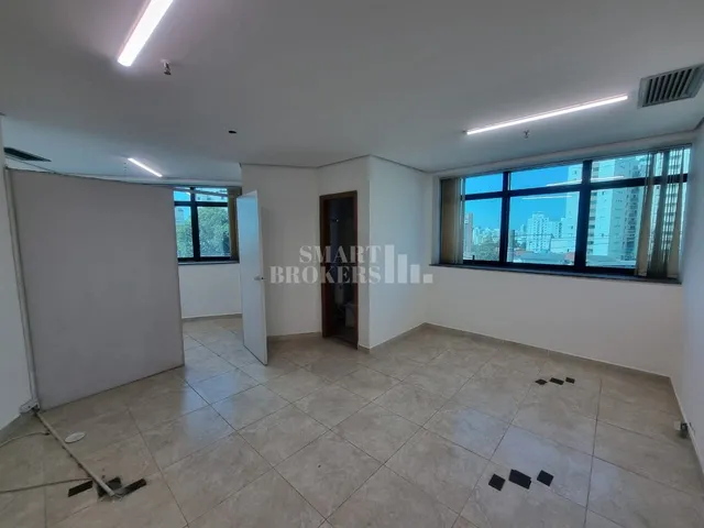 Imagem: Sala Comercial À Venda com 33 Metros e