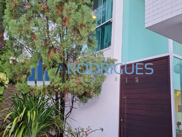 Imagem 6: Casa de Luxo em Vilas do Atlântico: 5 Quartos, 4 Suítes, Mobiliada, 800m² - Venda e