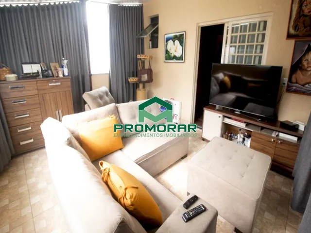 Imagem 2: Casa Duplex Reformada com Armários Planejados