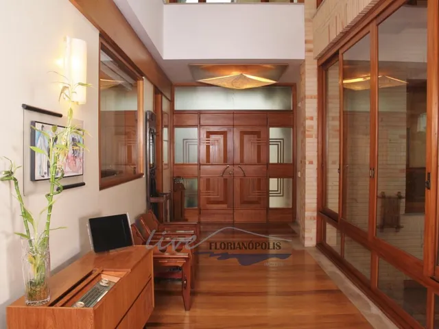Imagem: Casa Alto Padrão frente mar de Jurerê