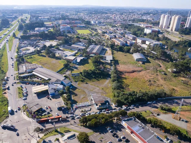 Imagem 4: Área à venda no bairro Campo Comprido - Curitiba/PR
