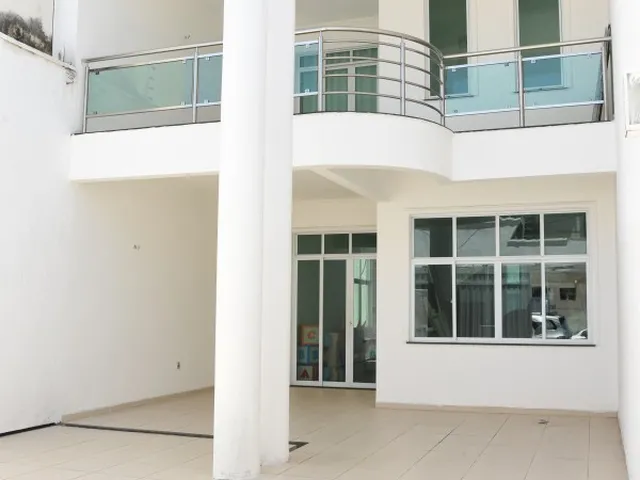 Imagem: Linda Casa no Quintino Cunha