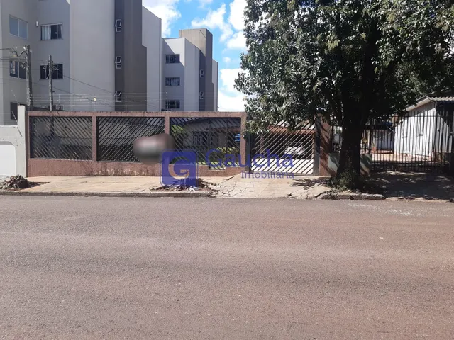 Imagem 1: 2 Terrenos na região central ambos medindo 15X40 com 600m²