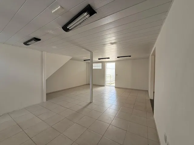 Imagem 1: CASA COMERCIAL em VITÓRIA - ES, GOIABEIRAS