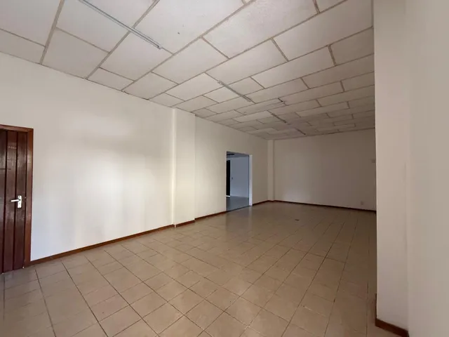Imagem 3: CASA COMERCIAL em VITÓRIA - ES, GOIABEIRAS
