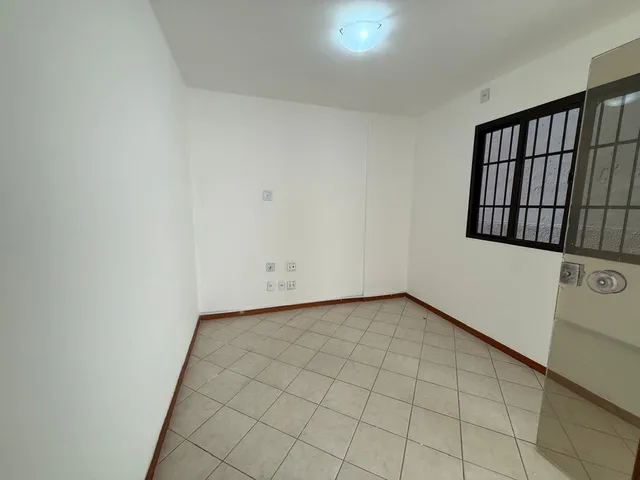Imagem 5: CASA COMERCIAL em VITÓRIA - ES, GOIABEIRAS