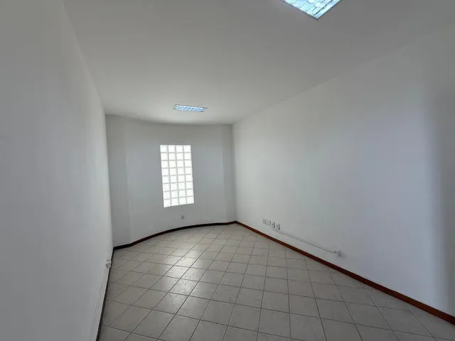 Imagem 9: CASA COMERCIAL em VITÓRIA - ES, GOIABEIRAS