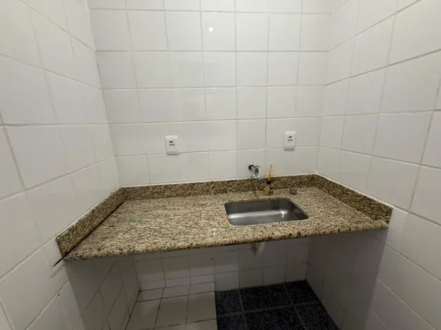 Imagem 10: CASA COMERCIAL em VITÓRIA - ES, GOIABEIRAS