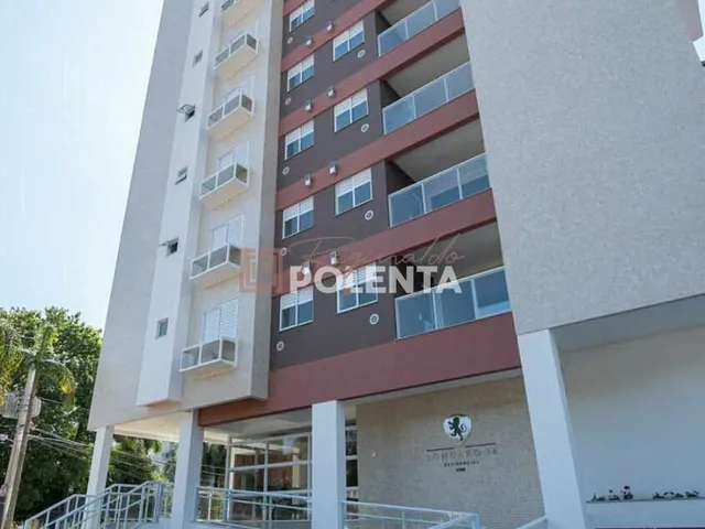 Imagem: O apartamento possui 5 Dormitórios, 1 Suíte, 2 Banheiros,