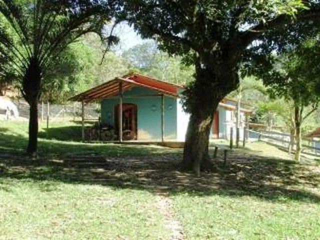 Imagem 4: Sítio para Venda em Cachoeiras de Macacu, Maraporã, 3 dormitórios, 2 suítes, 1