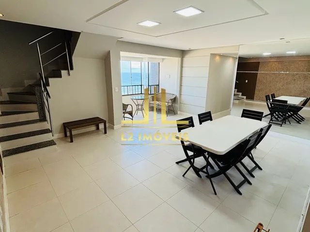 Imagem: A casa possui 4 Dormitórios, 2 Suítes, 3 Banheiros, Acomodam