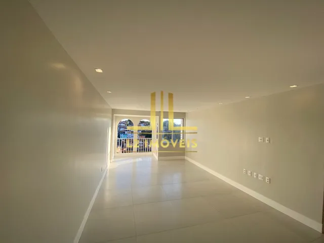 Imagem: O apartamento possui 3 Dormitórios, 1 Suíte, 3 Banheiros,