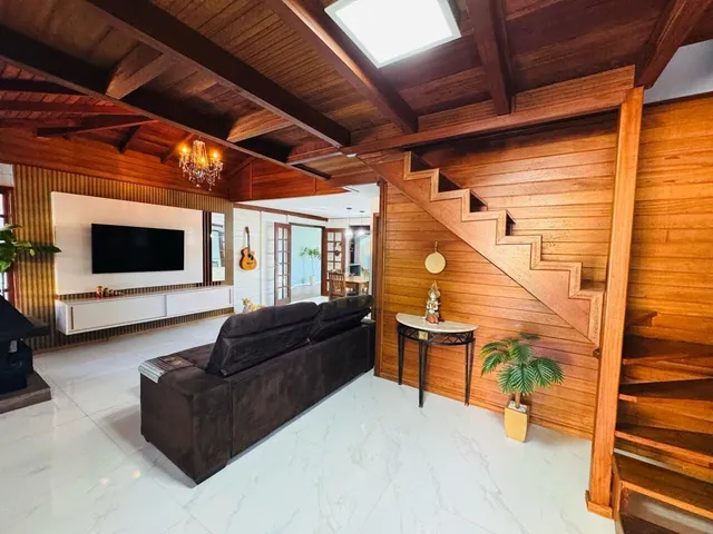 Imagem 3: Casa Duplex à Venda no Bairro Ingleses, Florianópolis/SC
