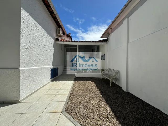Imagem 15: Casa à Venda com Porteira Fechada composta de 4 Quartos, sendo 3 Suíte e 3 Vagas