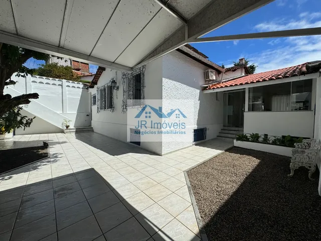 Imagem 16: Casa à Venda com Porteira Fechada composta de 4 Quartos, sendo 3 Suíte e 3 Vagas