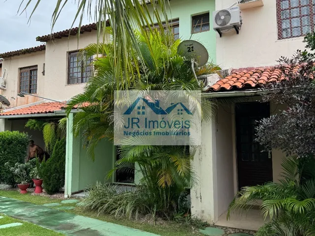 Imagem 2: Casa Duplex a Venda de 2 Quartos com 2 Suítes e Dependência Completa em Stella Maris