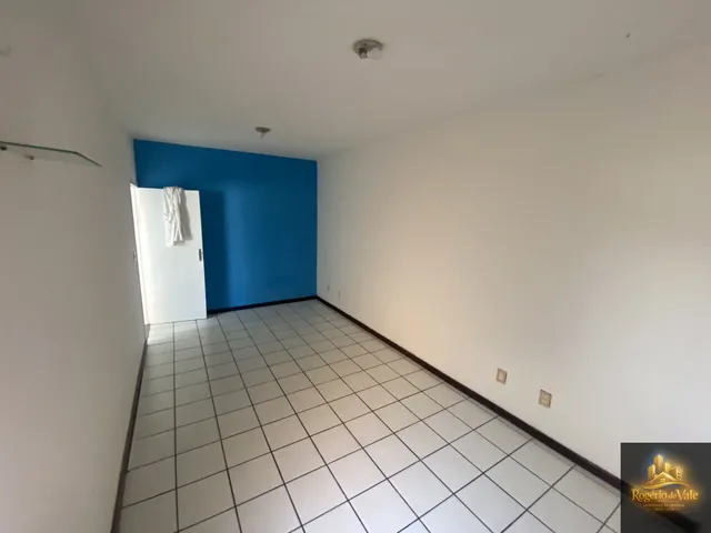 Imagem 15: IPITANGA Póx. á Praia - Casa Dúplex, Praia de Ipitanga com 4/4 - 3 Suítes, Garagem