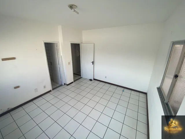 Imagem 7: IPITANGA Póx. á Praia - Casa Dúplex, Praia de Ipitanga com 4/4 - 3 Suítes, Garagem