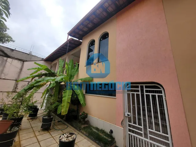 Imagem 7: Casa com 5 QUARTOS a venda - bairro Grã Duquesa Gov. Valadares - MG