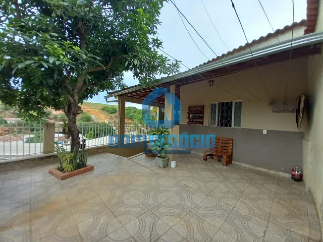 Imagem 2: Vendo Casa espaçosa e com terraço no centro,de ALPERCATA - MG