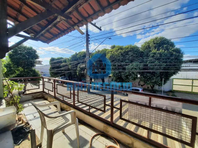 Imagem 3: Casa com 2 dormitórios e ponto comercial, VILA BRETAS, GOVERNADOR VALADARES - MG