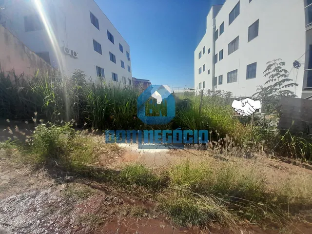 Imagem: Lote à venda,372.00 m, NOVA VILA BRETAS