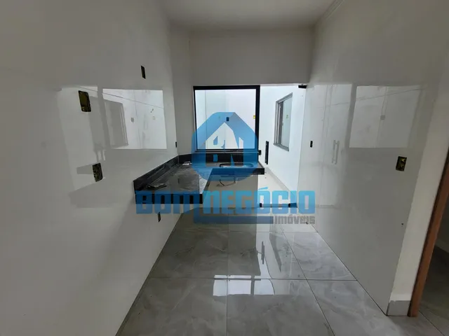 Imagem 3: Casa com 3 quartos, garagem coberta e varanda à venda, PARQUE OLIMPICO II, GOVERNADOR