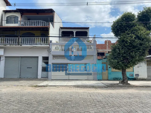 Imagem: Casa à venda no Bairro de Lourdes 3 pavimentos