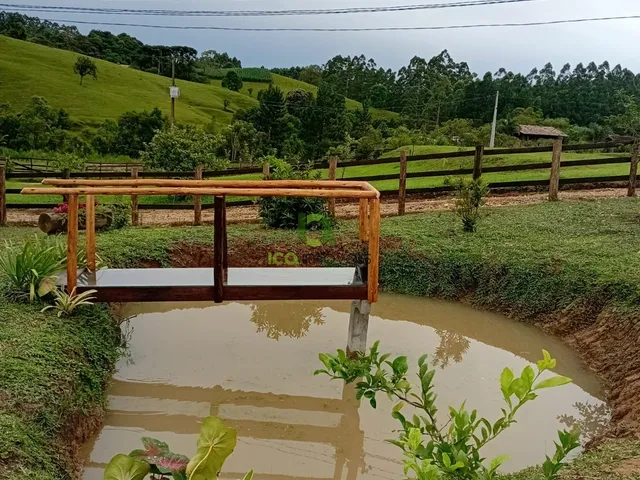 Imagem 4: Chácara à venda em Anitápolis-SC: Casa rústica com 1 quarto, 2 salas e vista