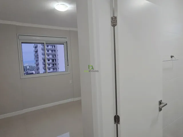 Imagem 9: Apartamento para venda em Barrerios com 2 quartos sendo 01 suite, sacada ampla, sol da