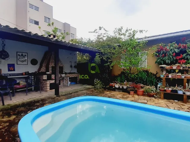Imagem: CASA FINANCIÁVEL COM 4 DORMITÓRIOS E PISCINA